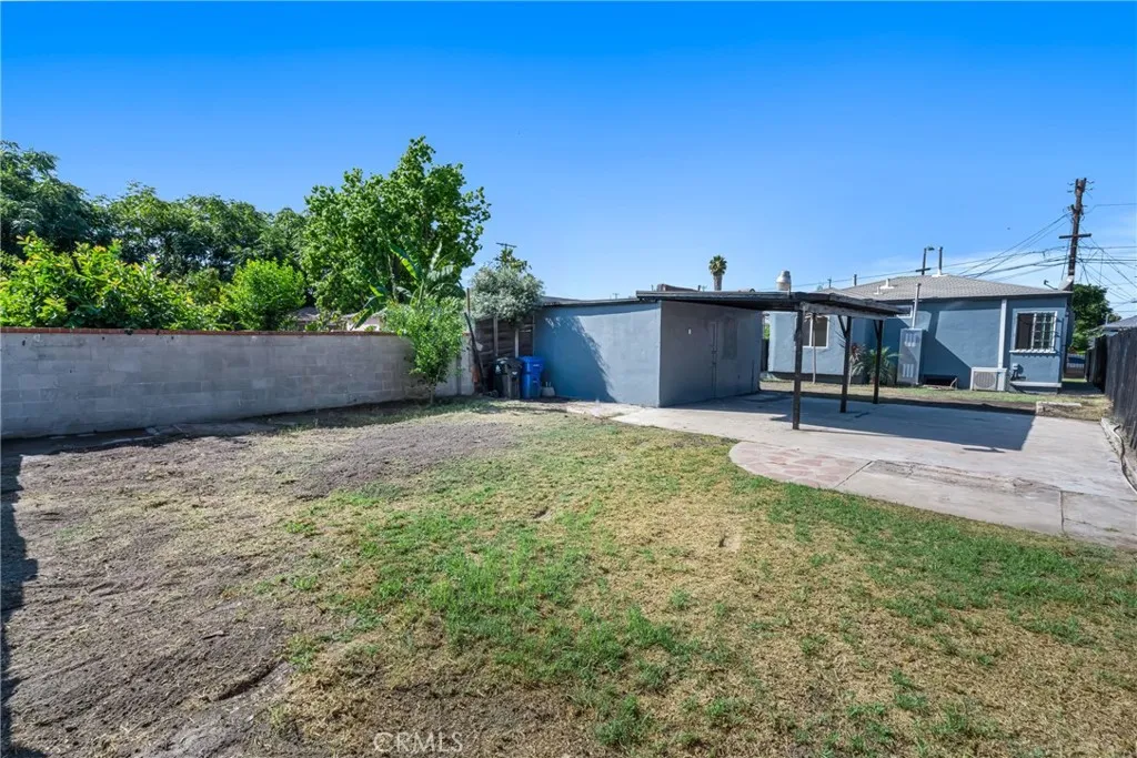 11204 Alvaro, Los Angeles, California 90059 home-pic-35