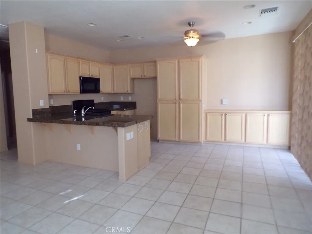 65565 Acoma, Desert Hot Springs, California 92240 home-pic-5