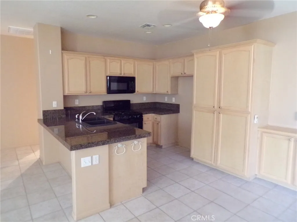 65565 Acoma, Desert Hot Springs, California 92240 home-pic-3