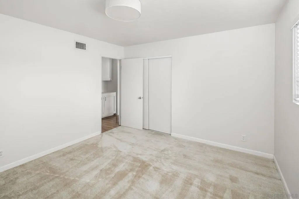 2324 Montclair St, San Diego, California 92104 home-pic-47