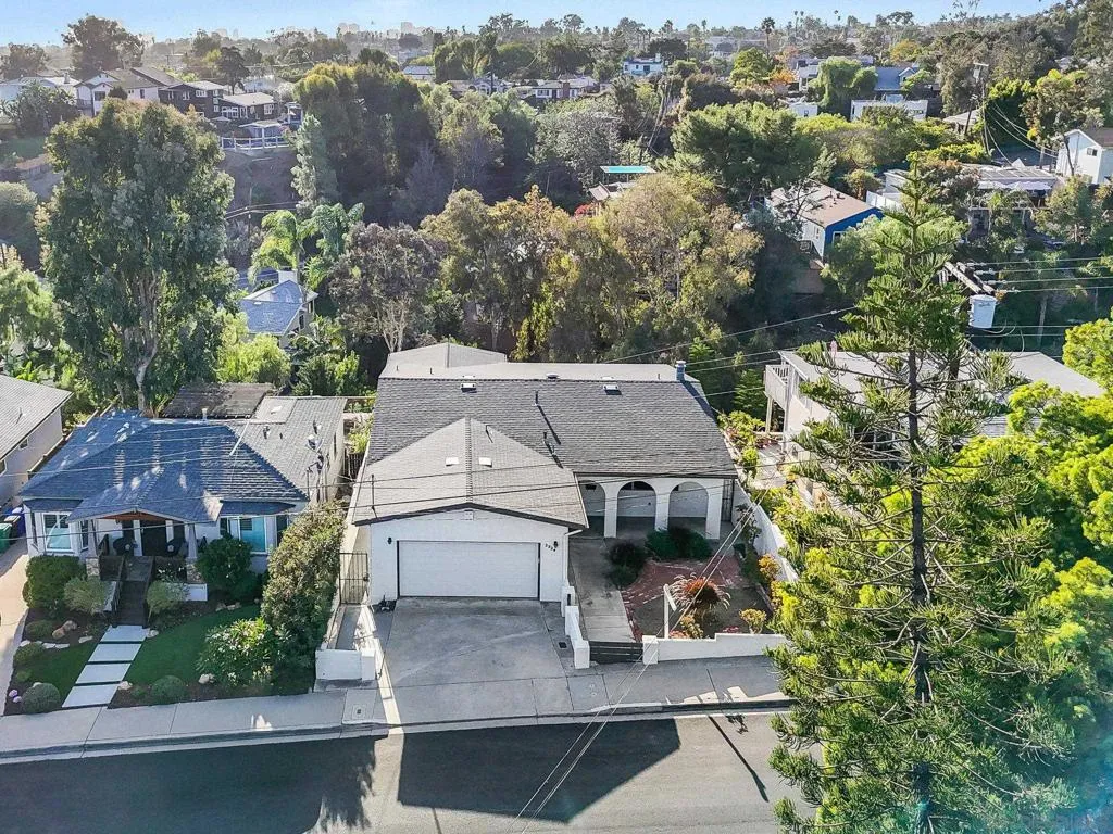 2324 Montclair St, San Diego, California 92104 home-pic-53