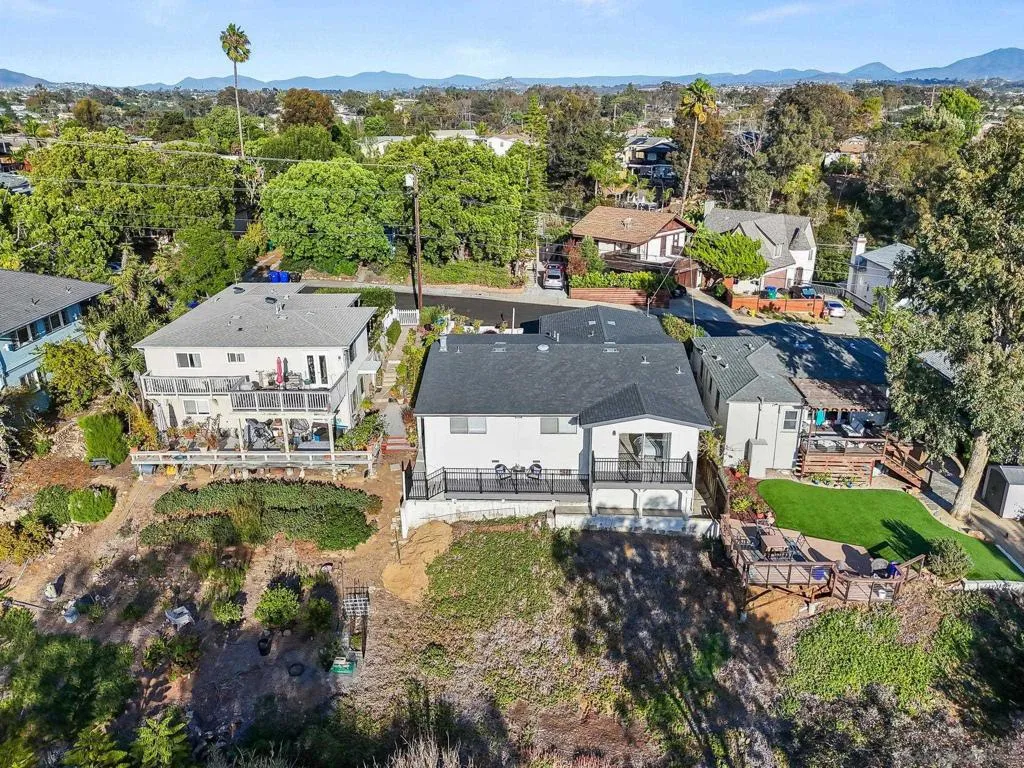 2324 Montclair St, San Diego, California 92104 home-pic-8