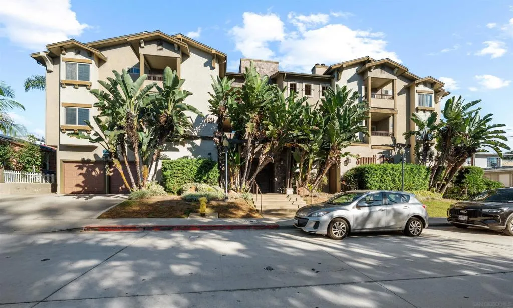 4521 55th St 13, San Diego, California 92115 home-pic-24