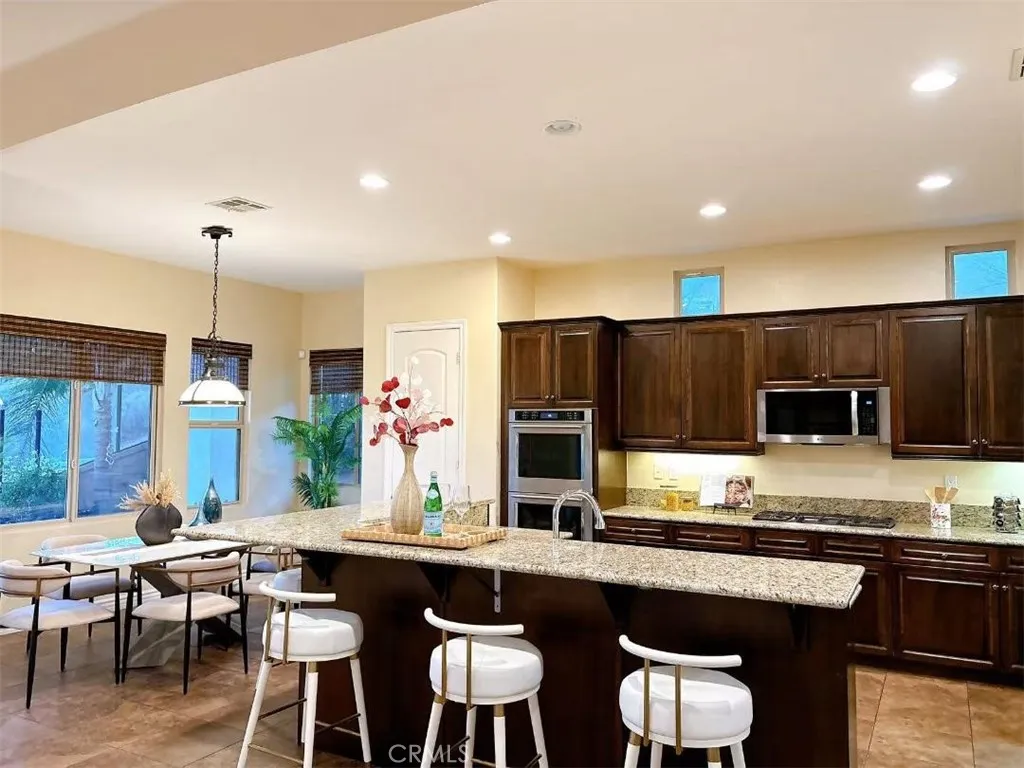 8287 Soft Winds, Corona, California 92883 home-pic-7