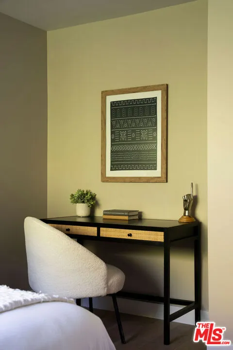 2150 Clifford Street, Los Angeles, California 90026 home-pic-21