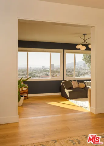 1337 E Palmer Avenue, Glendale, California 91205