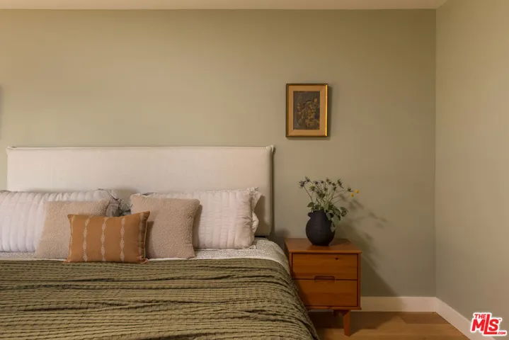 1337 E Palmer Avenue, Glendale, California 91205