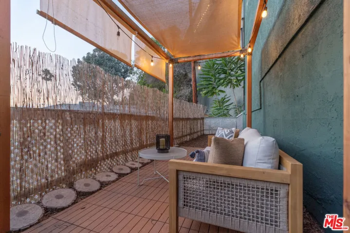 1337 E Palmer Avenue, Glendale, California 91205