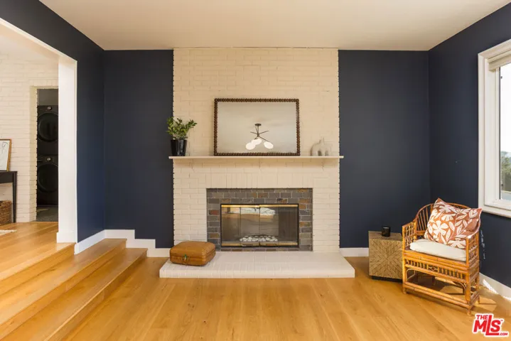 1337 E Palmer Avenue, Glendale, California 91205