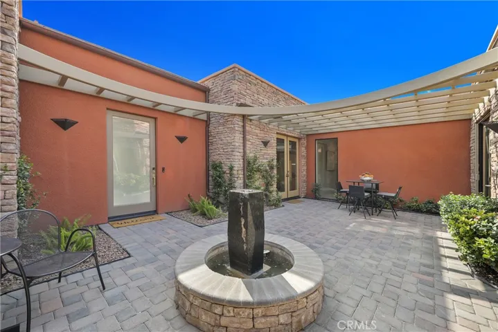Private Courtyard