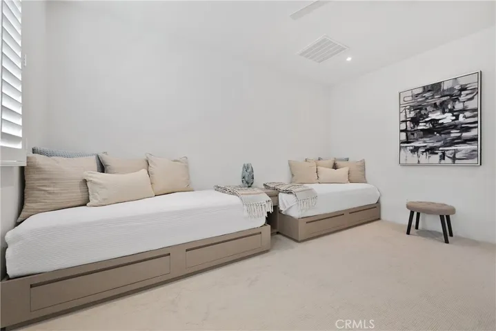 Bedroom #1 Twin beds