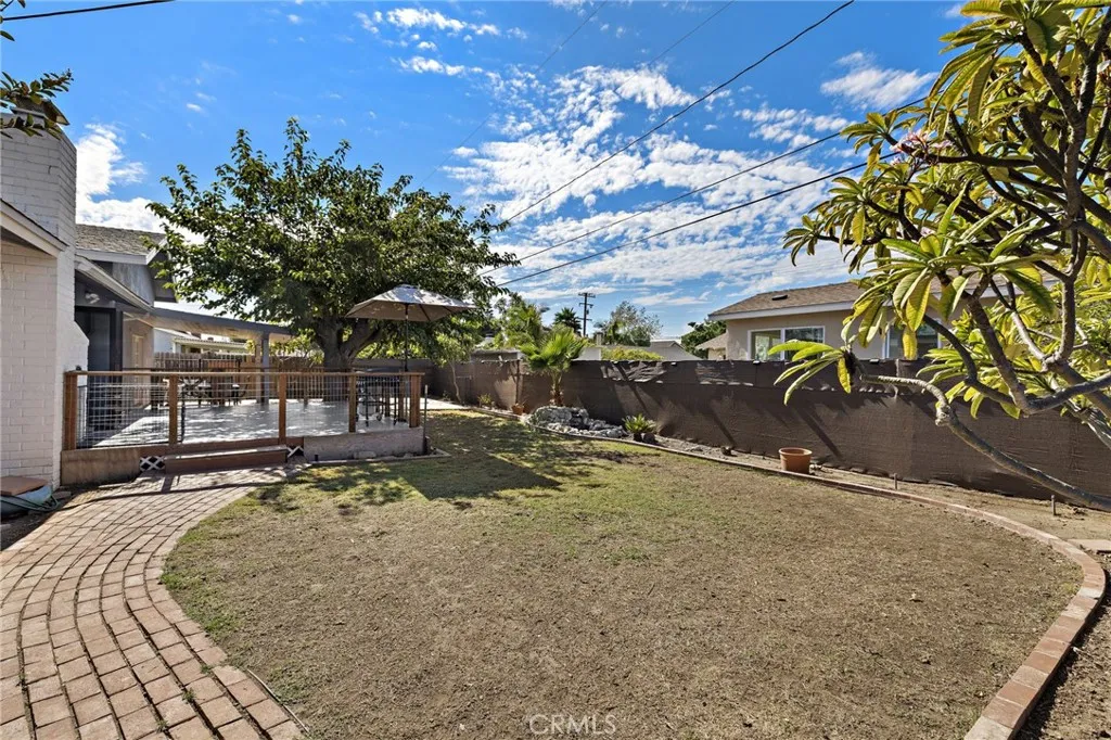 2152 N Cleveland Street, Orange, California 92865 home-pic-26