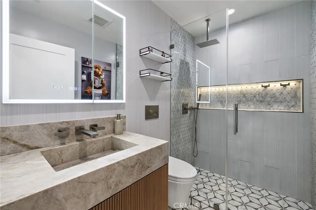 2152 N Cleveland Street, Orange, California 92865 home-pic-30