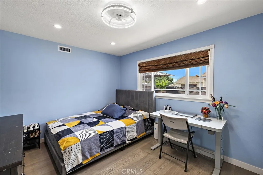 2152 N Cleveland Street, Orange, California 92865 home-pic-38