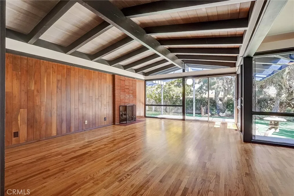 7048 Vanscoy, North Hollywood, California 91605 home-pic-6