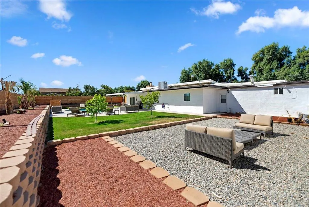 32300 Shadow Mountain Lane, Thousand Palms, California 92276 home-pic-50