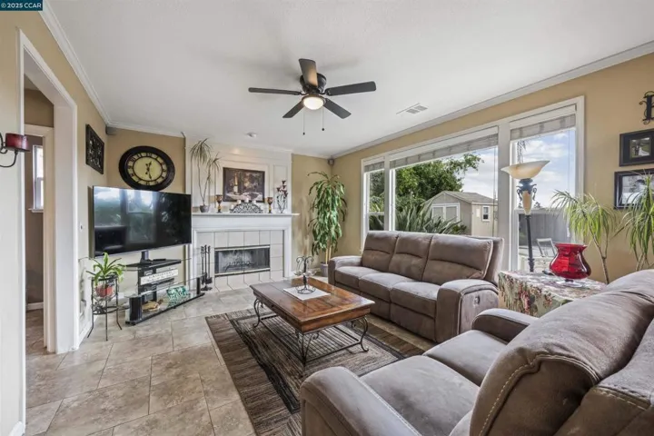 713 Tennyson Dr, Livermore, California 94551