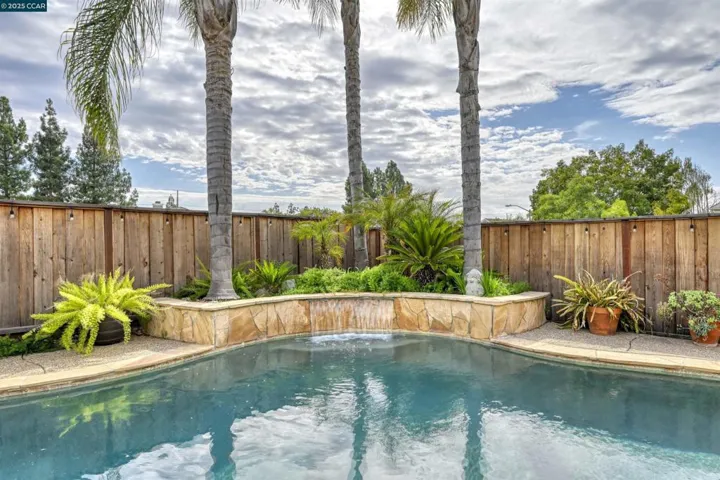713 Tennyson Dr, Livermore, California 94551