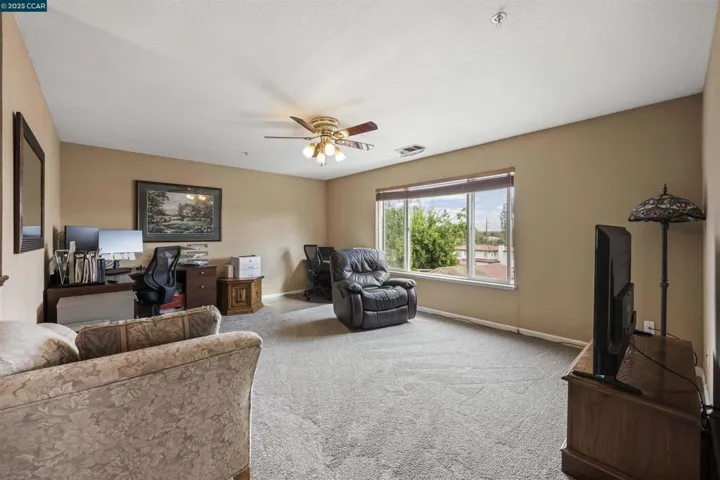 713 Tennyson Dr, Livermore, California 94551
