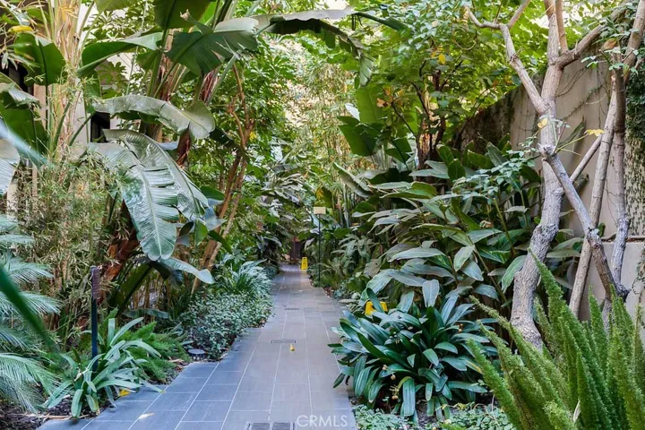 Gated community path