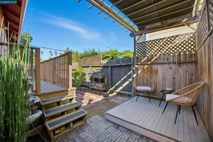 901 San Antonio Ave, Alameda, California 94501