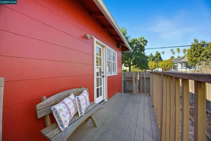 901 San Antonio Ave, Alameda, California 94501