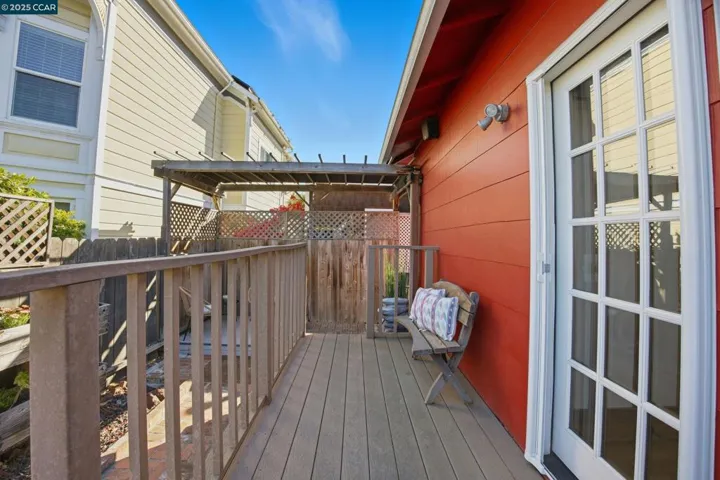 901 San Antonio Ave, Alameda, California 94501