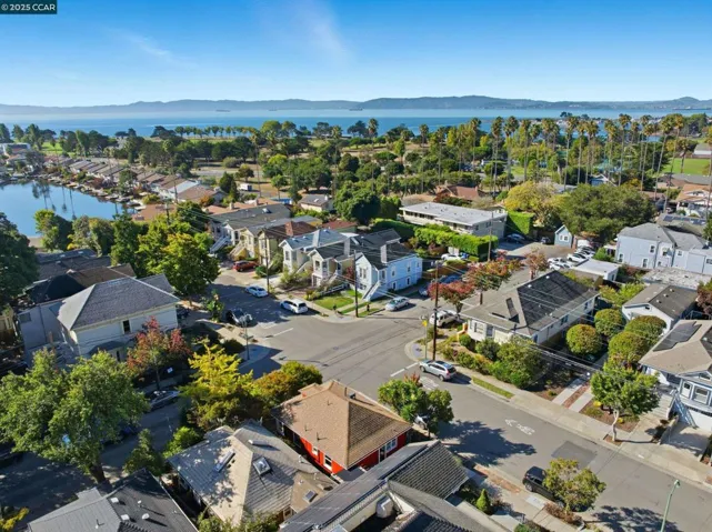901 San Antonio Ave, Alameda, California 94501