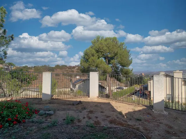 449 Avenida Abajo, El Cajon, California 92020