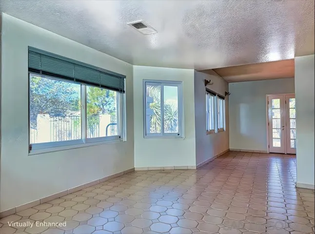449 Avenida Abajo, El Cajon, California 92020