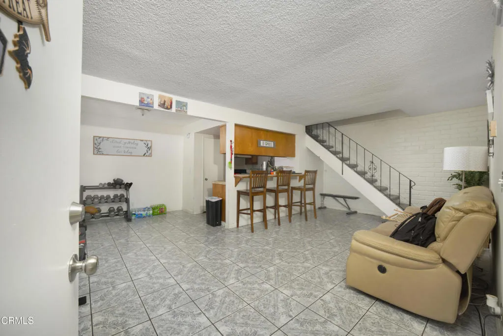 729 Halyard Street, Port Hueneme, California 93041 home-pic-2