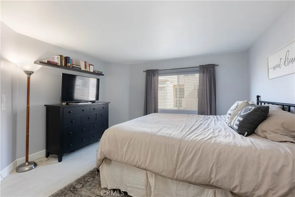 3845 Farquhar, Los Alamitos, California 90720 home-pic-28