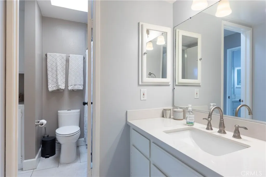 3845 Farquhar, Los Alamitos, California 90720 home-pic-24