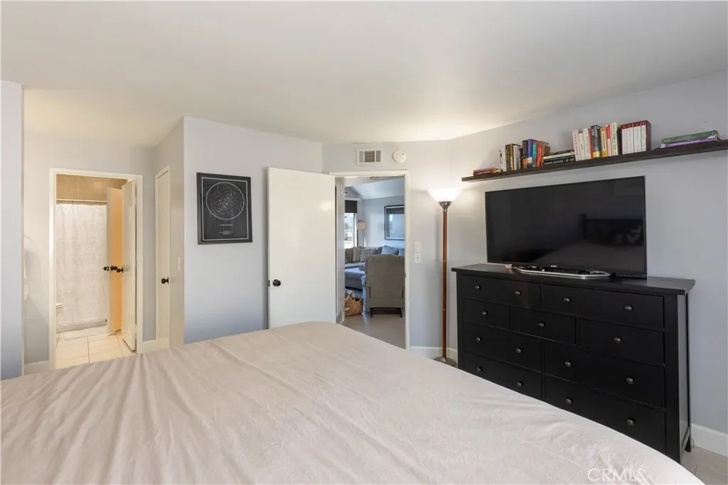 3845 Farquhar, Los Alamitos, California 90720 home-pic-27