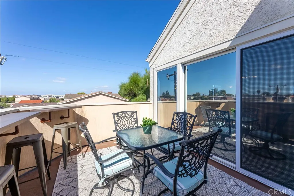 3845 Farquhar, Los Alamitos, California 90720 home-pic-30