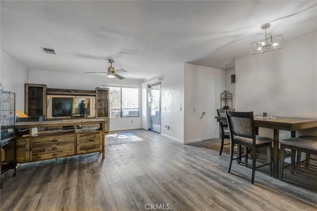 4687 Knickerbocker, Riverside, California 92501 home-pic-3