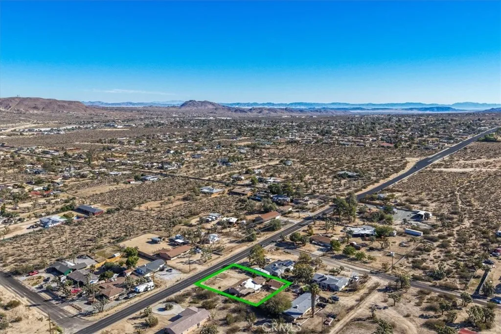 57613 Onaga, Yucca Valley, California 92284 home-pic-42