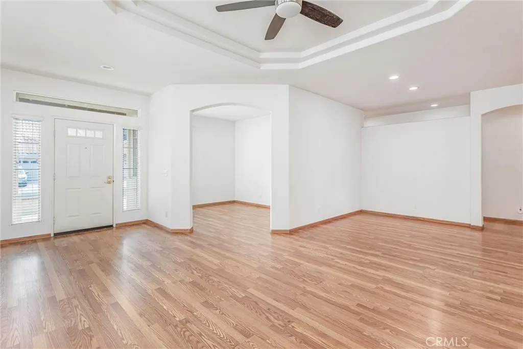 1619 Fairway Oaks Avenue, Banning, California 92220 home-pic-4