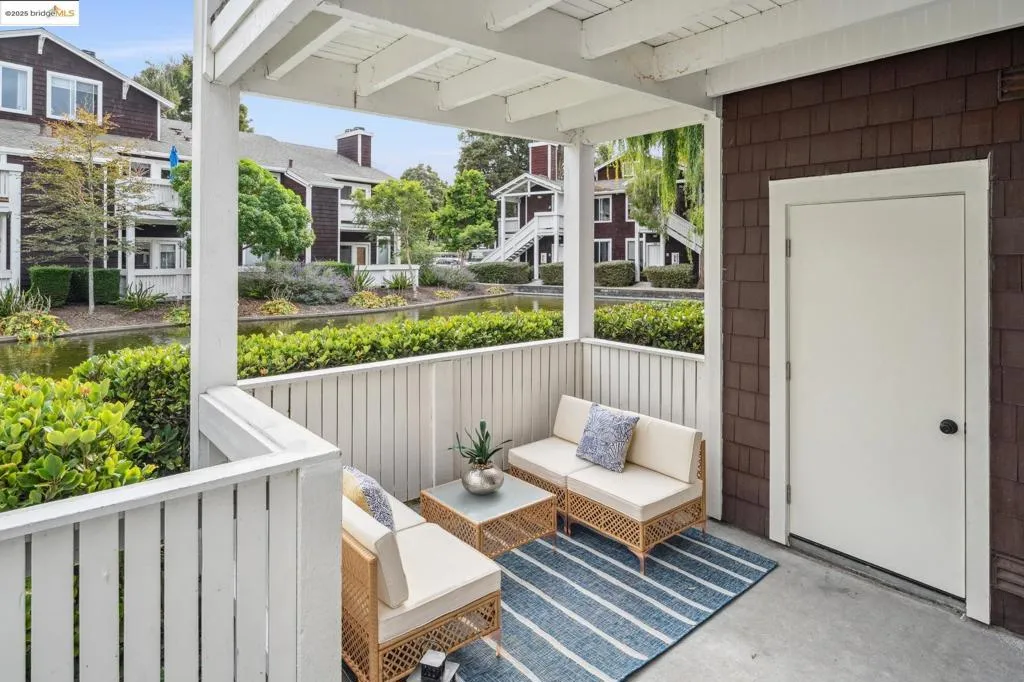 93 Bayside Ct, Richmond, California 94804 home-pic-21