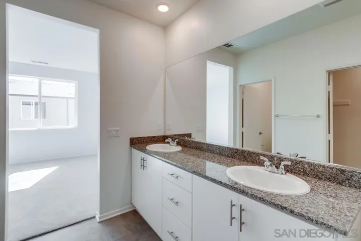 5305 Seacliff Place #1 1, San Diego, California 92154