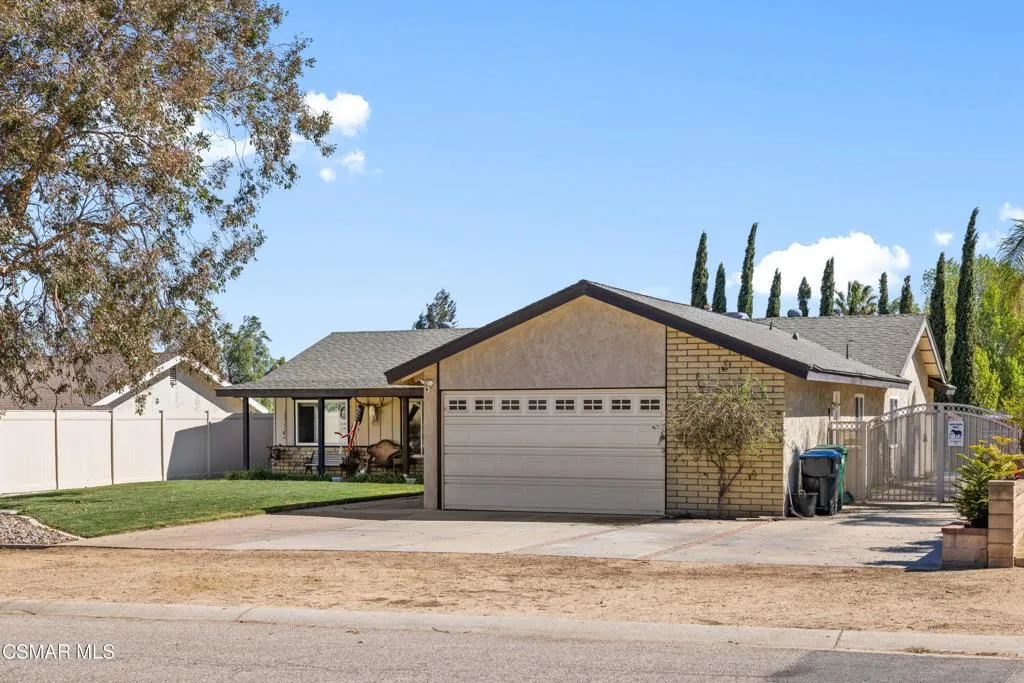4931 Roundup Road, Norco, California 92860 home-pic-2