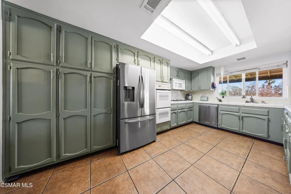 4931 Roundup Road, Norco, California 92860 home-pic-3