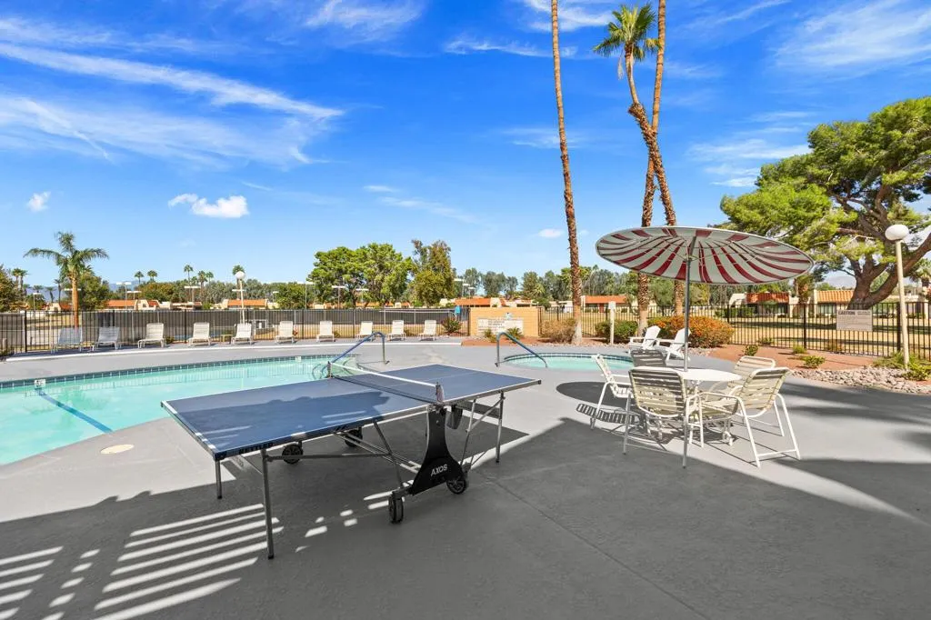 69750 Campana Court, Rancho Mirage, California 92270 home-pic-36