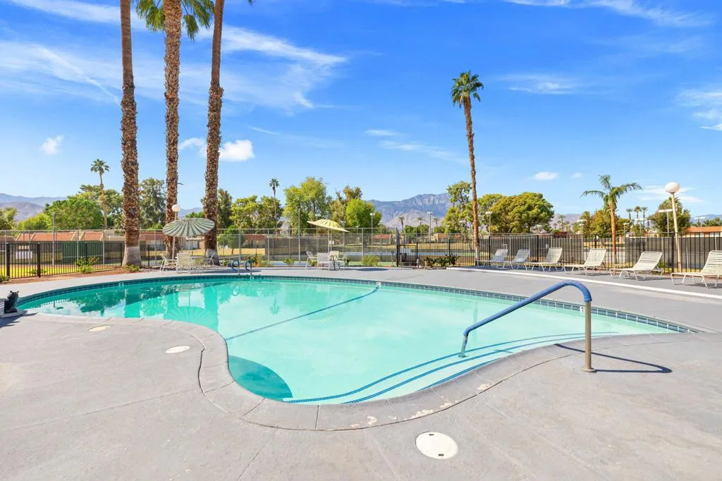 69750 Campana Court, Rancho Mirage, California 92270 home-pic-32