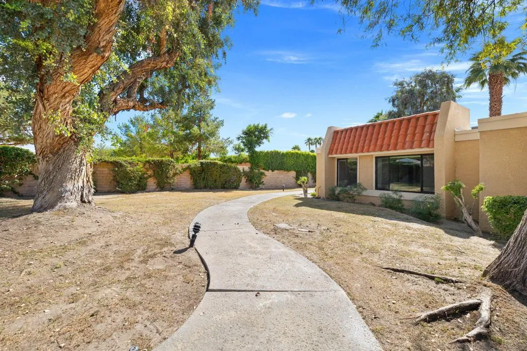 69750 Campana Court, Rancho Mirage, California 92270 home-pic-2