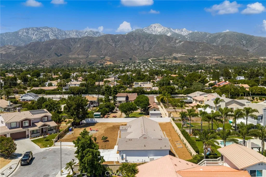 6155 Klusman, Rancho Cucamonga, California 91737 home-pic-12