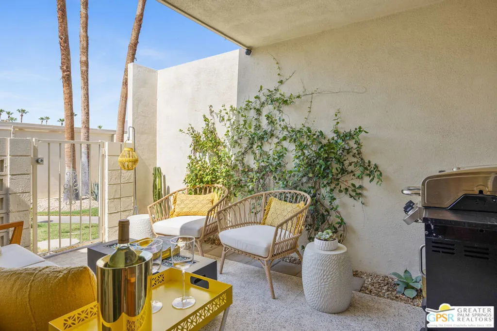 1821 Sandcliff Road, Palm Springs, California 92264 home-pic-21