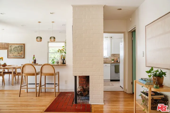 8037 Sunnybrae Avenue, Winnetka, California 91306