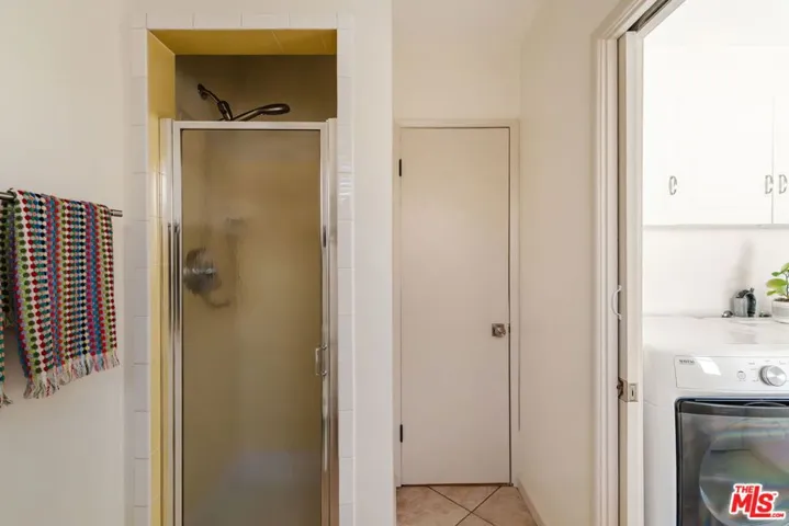 8037 Sunnybrae Avenue, Winnetka, California 91306