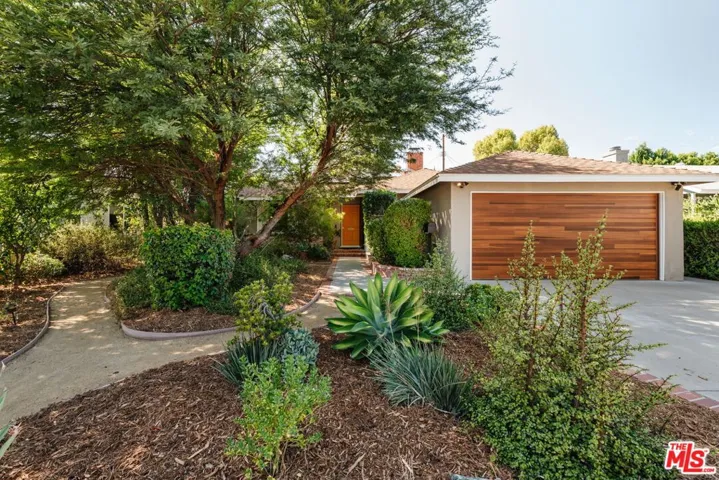 8037 Sunnybrae Avenue, Winnetka, California 91306